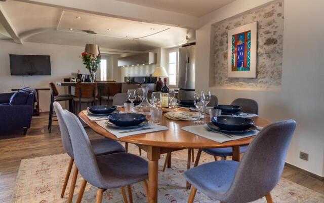 Charmant appartement spacieux pour 6P vue mer vieil Antibes
