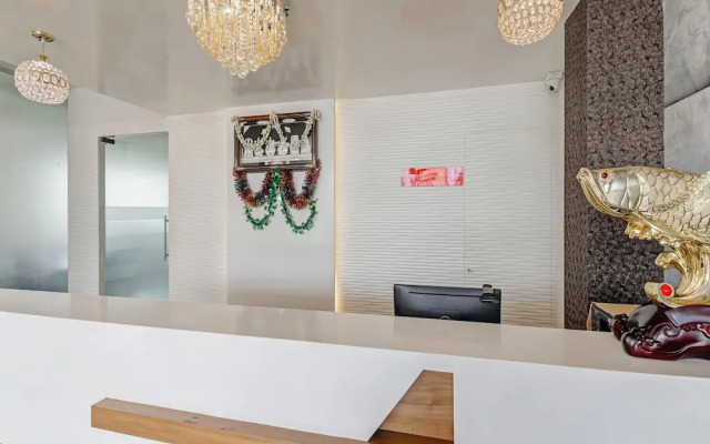 OYO 24959 Slv Royal Inn