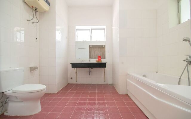 Reddoorz Plus Near Bai Truoc