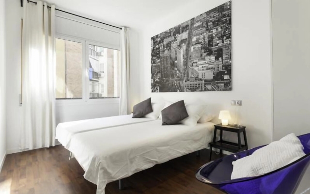 Sagrada Familia III Apartment by Friendly Rentals