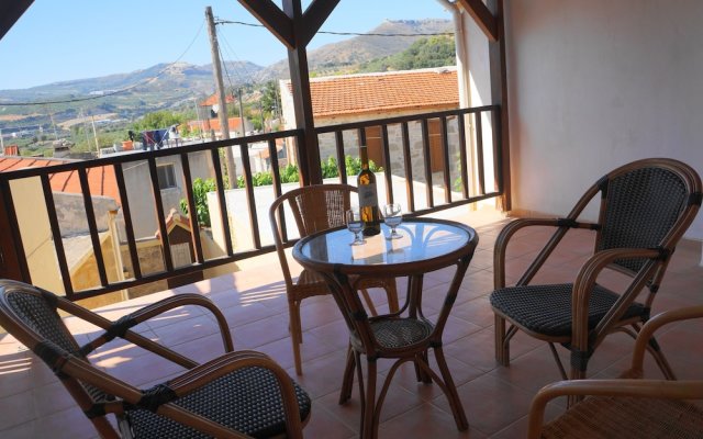 Casa Benavista - Cretan Holiday Home, Greece
