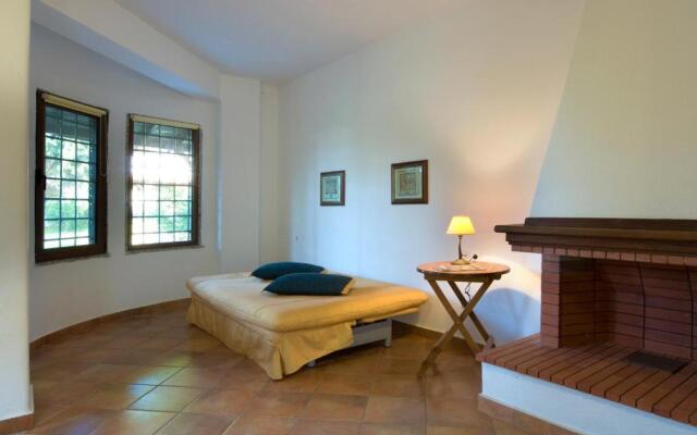 Amaryllis Summer Maisonettes