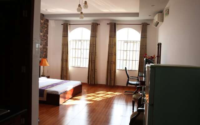 Pearl Service Apartment