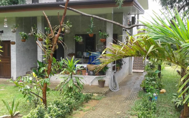 Nananuira-Khaolak
