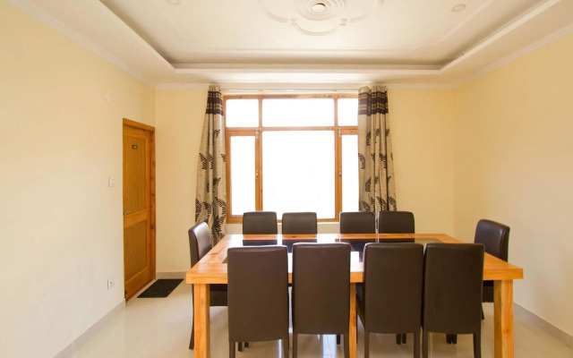 Hotel WhitePod Manali by OYO Rooms