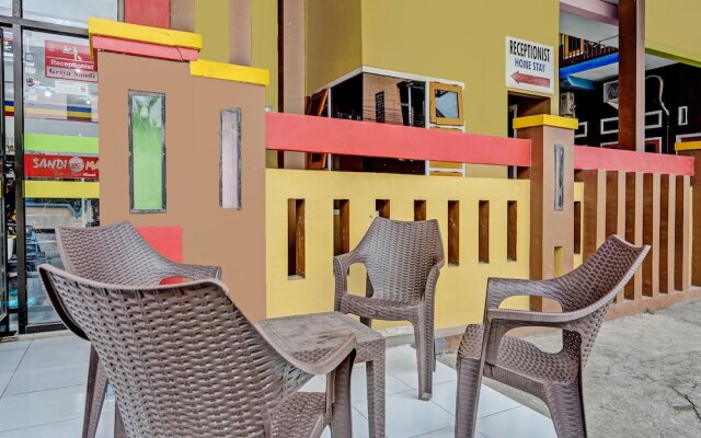 SPOT ON 92452 Griya Sandi Residence Family NearPantai Boom