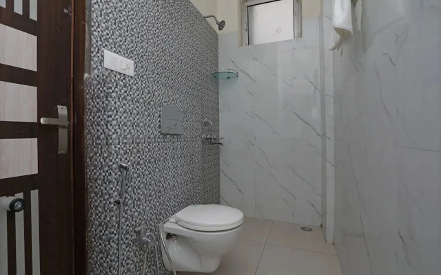 Star Guest House By OYO Rooms