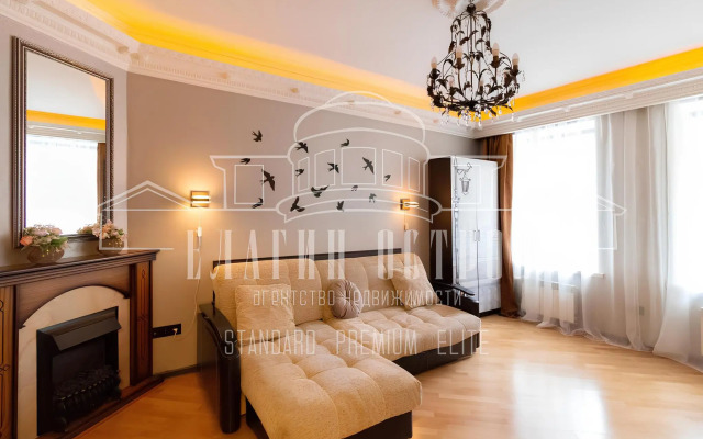 Апартаменты на Невском 63