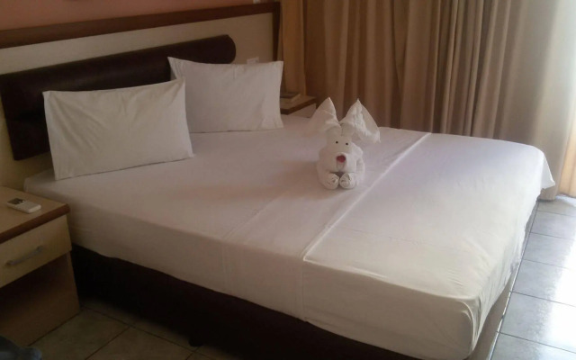 Pearl Hotel