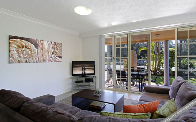 Sea Breeze Apartments