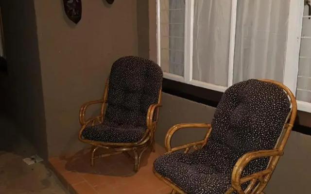 Roos Getaway Apartments #8