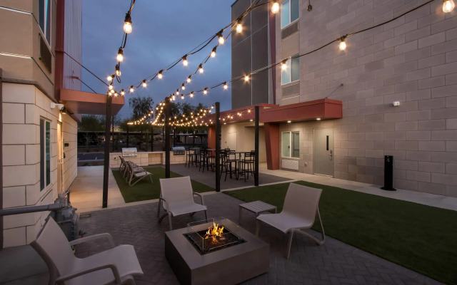 Everhome Suites Chandler Phoenix Fashion Center