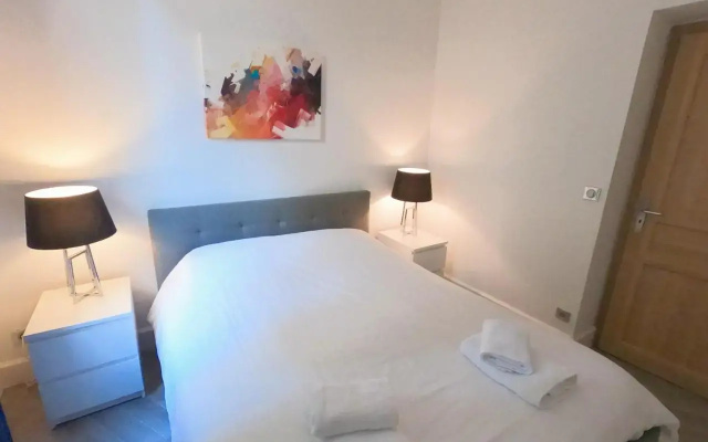 Superbe Maison 6 Ch, 4 Sdb, Terrasses Et Billard