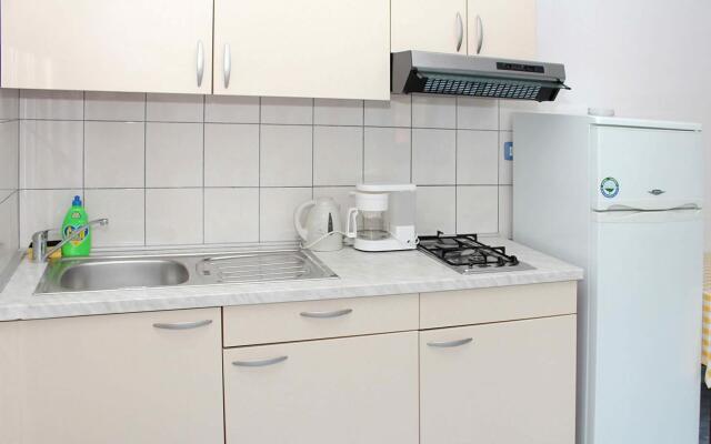 Vink - 80 m From Beach - A4