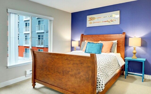 Fountain Court Cascade Retreat - Two Bedroom Apartment