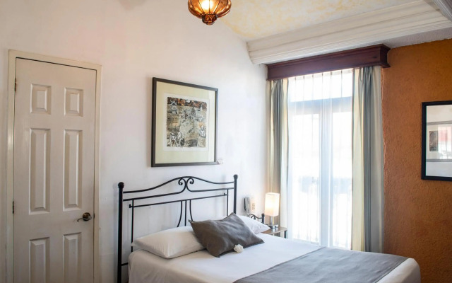 Pórtico Hotel & Galería