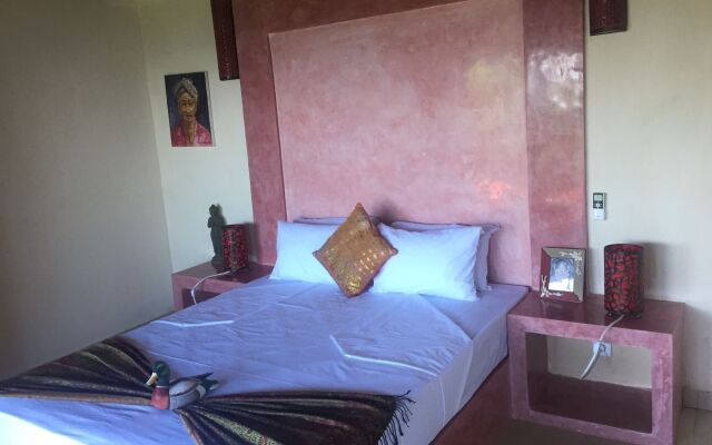 Villa Anjing 2