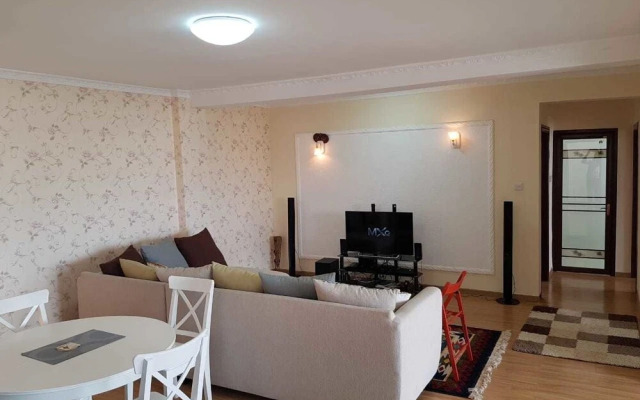 Redcliff Apartments