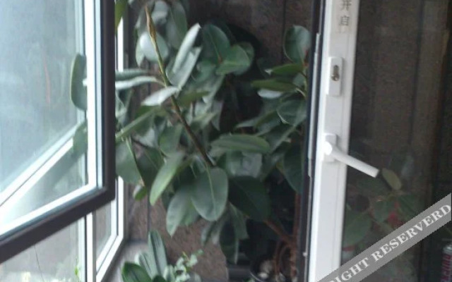 Zhiren Hostel