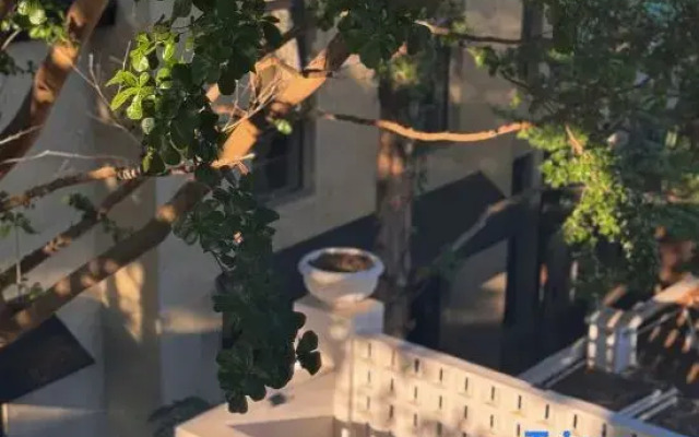 Beihai Yintan 8861 Coastal Resort Hotel