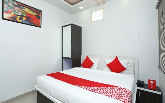 OYO 13822 Kolar Hotel
