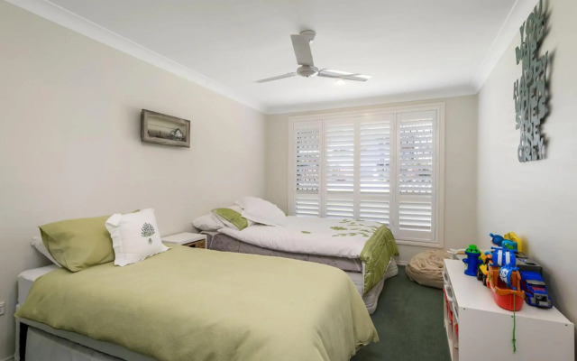 Burkeys, 5 Main Street