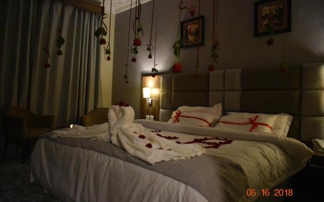 Delights Inn - Green Oasis Hotel