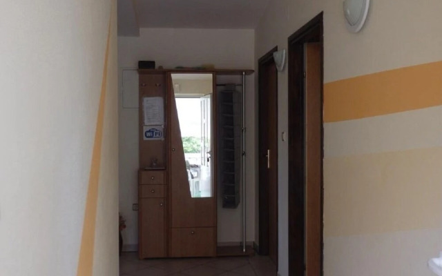 Suzy - 80m From the sea - A2 Četvorka