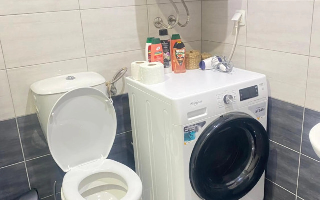 Stylish & Cozy Studio by Danailov Apartments