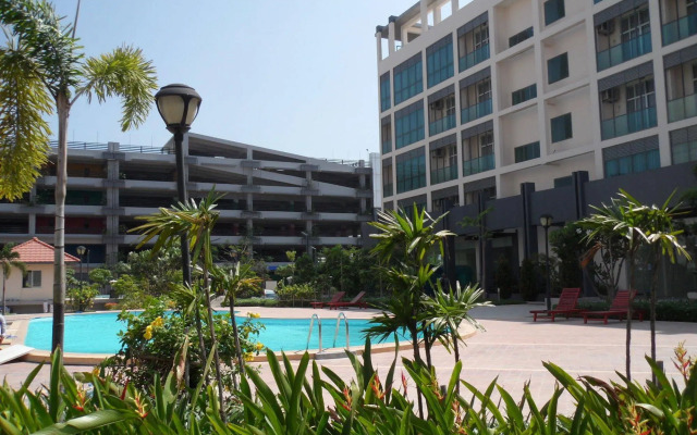 Noble Mingalar Hotel