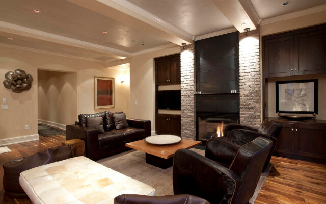 The Auberge Residences at Element 52