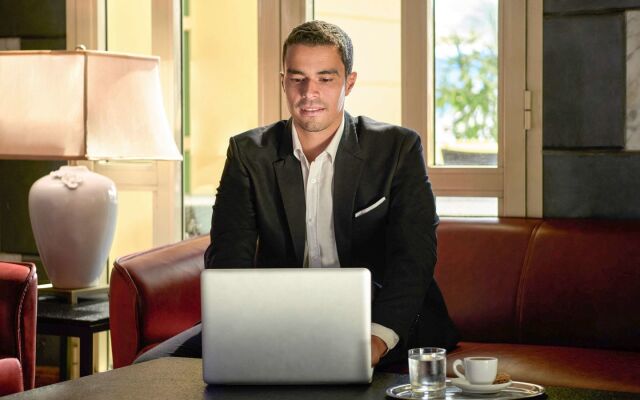 Mövenpick Hotel Cairo - Media City