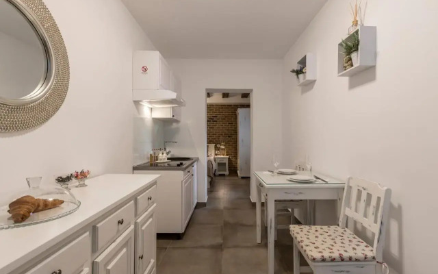 Studio Apartment Luka