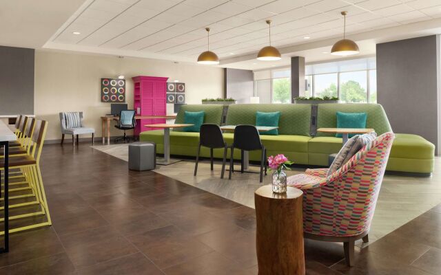 Home2 Suites by Hilton Overland Park