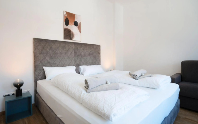 easy flat apartments