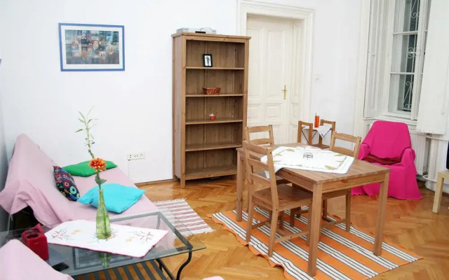 Central Market Apartment