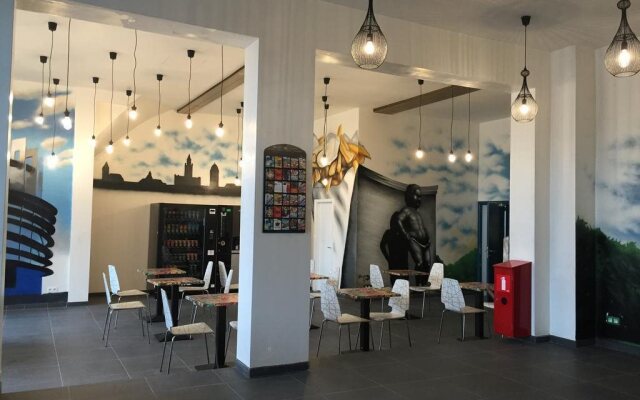 Midi Station Hotel