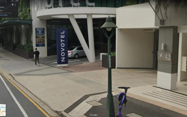 South Brisbane two beds two baths one parking