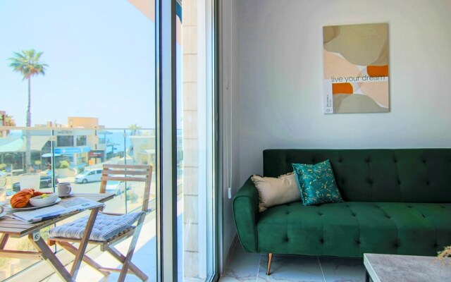 Phaedrus Living: Seaside Luxury Flat Athina 21