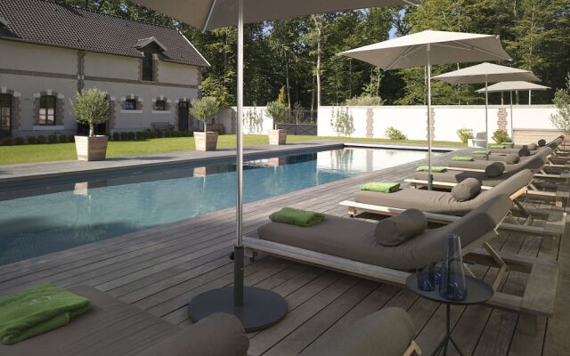 Château De La Resle - membre Design Hotels