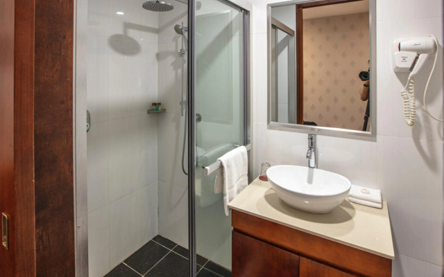Megaboom City Hotel