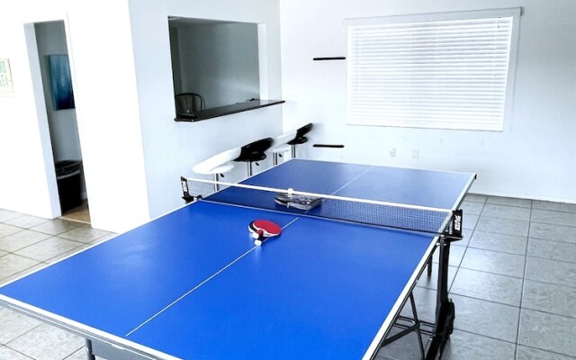 Florida Dolphin Motel Apartments