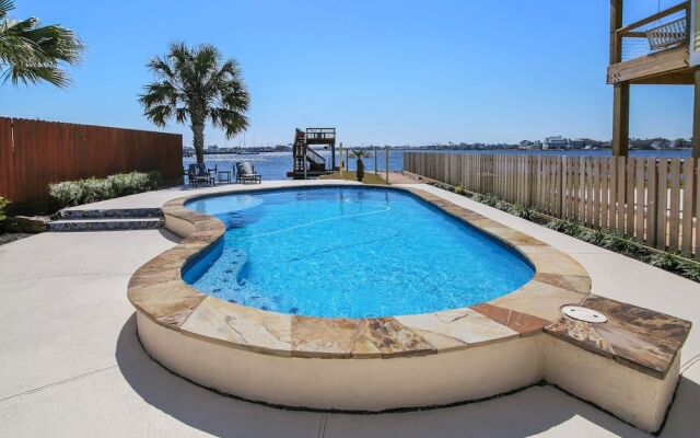 4513pooldaystwnnh - Pool Days and Dock Nights
