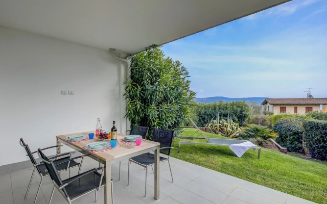 Casa Bougainville Shared Pool And Lake View