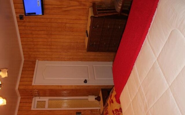 Hotel Yellow Submarine