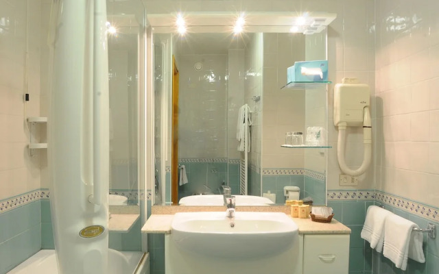 Sporthotel Europa Sul Lago