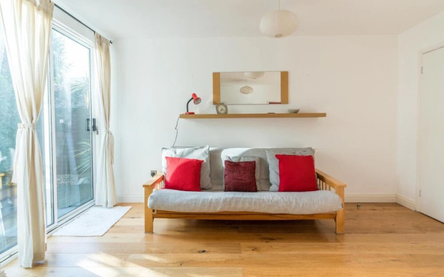 Super 1BD Garden Flat Islington London