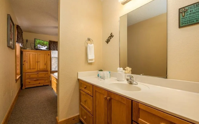 Briarstone Lodge Condo 13E - Three Bedroom Condo