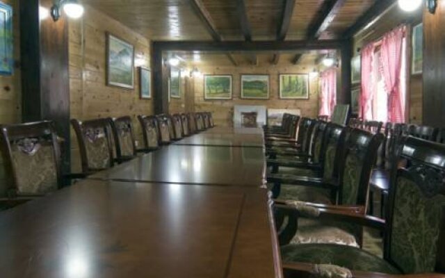 Komnenovo etno selo Kula Damjanova