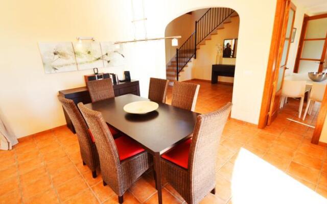 Villa Spring 1